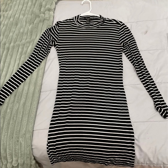 Striped dress - Picture 1 of 3
